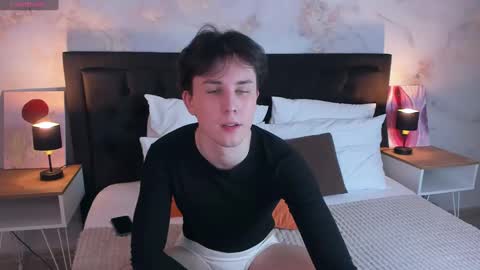 adrianoaubert online show from 02-12-25, 10:35