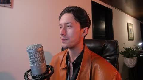 Adrian Williams online show from 11-20-25, 09:36