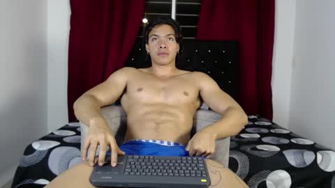 adriel_escalante online show from 01-16-26, 04:16