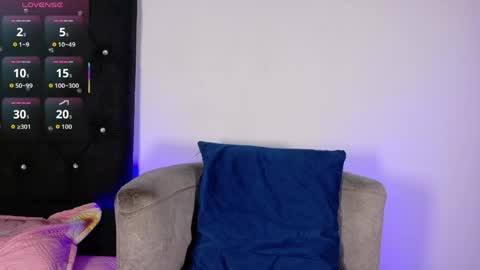 adriel_escalante online show from 05-29-26, 02:53