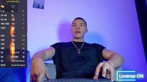 adriel_escalante online show from 06-07-26, 02:37