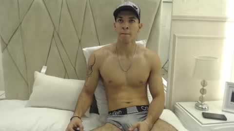 Adrien Monteiro online show from 07-19-26, 12:31