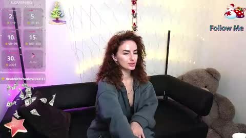 Snapshot of adrihanna chatting on 12-25-24, 06:09 Adriana online show from 12-25-24, 06:09