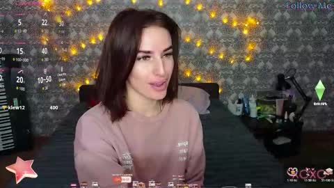 Snapshot of adrihanna chatting on 12-02-25, 06:52 Adriana online show from 12-02-25, 06:52