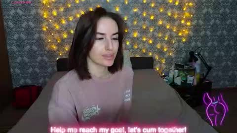 Snapshot of adrihanna chatting on 12-05-25, 06:22 Adriana online show from 12-05-25, 06:22