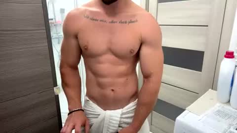 Snapshot of advp69 chatting on 06-17-26, 05:21 Mrrfitt online show from 06-17-26, 05:21