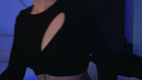 Snapshot of aelia_anara chatting on 05-24-26, 03:22 Aelia online show from 05-24-26, 03:22