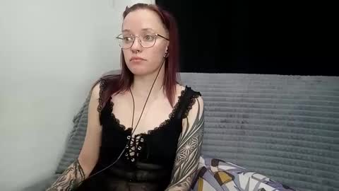Snapshot of aelita_night chatting on 03-11-25, 07:14 aelita_night online show from 03-11-25, 07:14