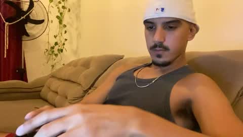 Luci online show from 04-17-26, 03:09