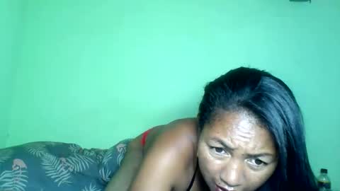 aelyaa online show from 04-12-26, 07:57