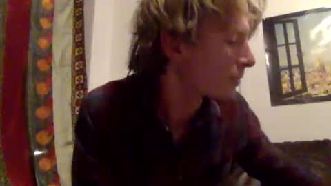 aesthetic form online show from 10-29-25, 04:59