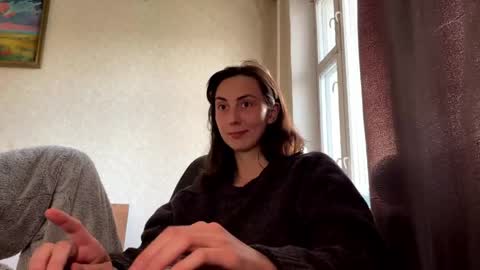 Snapshot of aevra chatting on 04-30-26, 04:24 vegans taste better online show from 04-30-26, 04:24