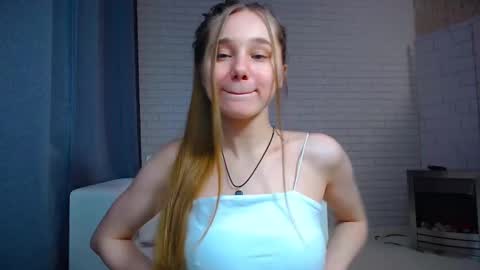 Snapshot of afeliya_shy chatting on 02-04-25, 07:33 afeliya_shy online show from 02-04-25, 07:33