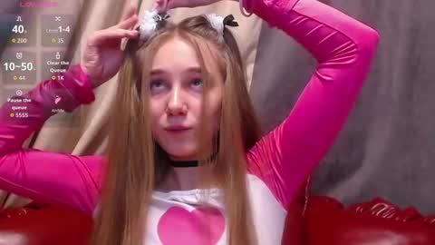 Snapshot of afeliya_shy chatting on 09-09-25, 07:13 afeliya_shy online show from 09-09-25, 07:13