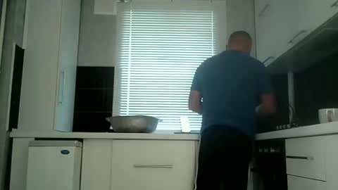 Sasha online show from 09-22-25, 05:42