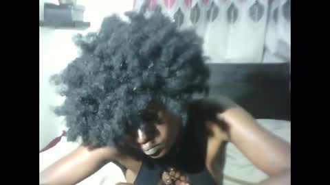 Mia  Friends online show from 02-16-26, 01:07