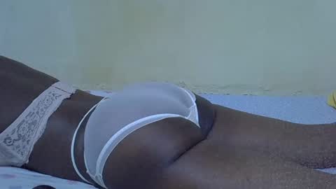 Snapshot of african_pussy2 chatting on 02-27-25, 06:20 african_pussy2 online show from 02-27-25, 06:20