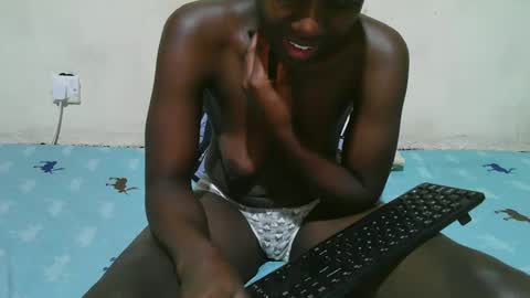 Snapshot of african_pussy2 chatting on 03-07-25, 08:11 african_pussy2 online show from 03-07-25, 08:11