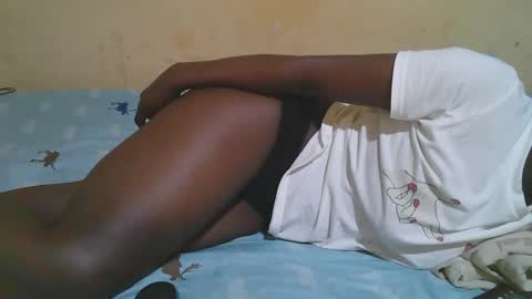 Snapshot of african_pussy2 chatting on 12-01-25, 06:29 african_pussy2 online show from 12-01-25, 06:29