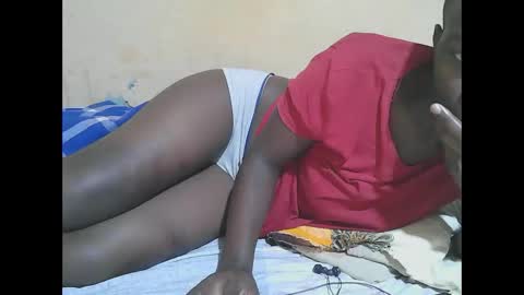 Snapshot of african_pussy2 chatting on 12-21-25, 03:35 african_pussy2 online show from 12-21-25, 03:35
