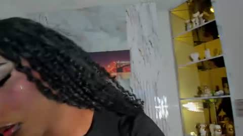 Snapshot of afrikan_diva chatting on 07-04-26, 04:40 afrikan_diva online show from 07-04-26, 04:40