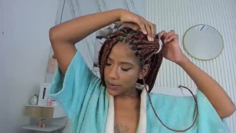 Afro Luna online show from 12-20-25, 11:39