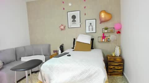 Afrodita online show from 02-17-25, 08:26