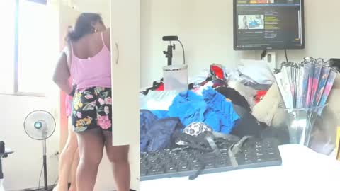 afroditacute16 online show from 12-15-24, 04:59