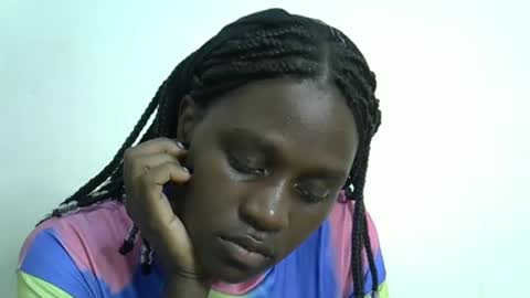 Snapshot of afronubians chatting on 02-11-25, 06:44 afronubians online show from 02-11-25, 06:44