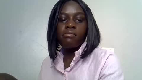 Snapshot of afronubians chatting on 09-17-25, 04:36 afronubians online show from 09-17-25, 04:36