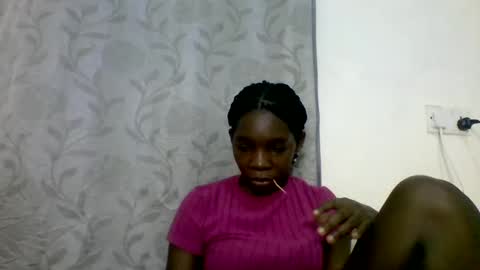 Snapshot of afronubians_ chatting on 02-01-25, 09:00 pink and josphen online show from 02-01-25, 09:00
