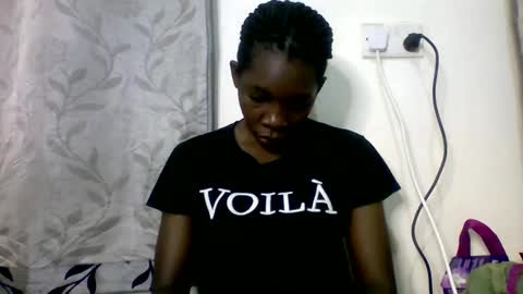 Snapshot of afronubians_ chatting on 02-10-25, 05:47 pink and josphen online show from 02-10-25, 05:47