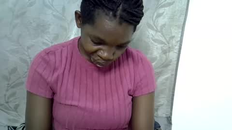 Snapshot of afronubians_ chatting on 02-17-25, 07:31 pink and josphen online show from 02-17-25, 07:31