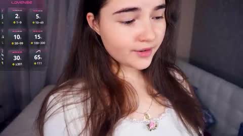 Lana  1800 - 0330 UTC   Mia 0700- 1630 UTC online show from 10-08-25, 06:11