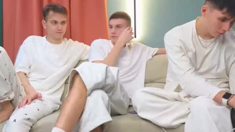 Mark online show from 03-21-26, 06:11