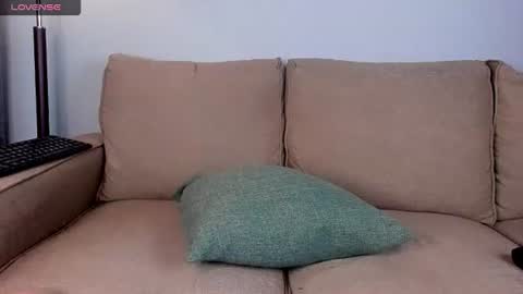 Snapshot of agata_haris chatting on 06-18-26, 09:14 Agata online show from 06-18-26, 09:14