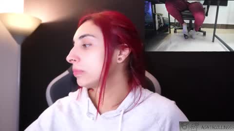 Snapshot of agatacollinsss chatting on 02-16-26, 10:17 Agata Collinss online show from 02-16-26, 10:17