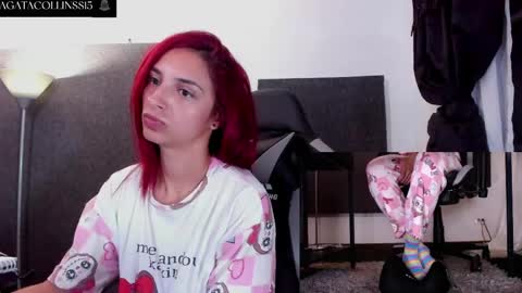 Snapshot of agatacollinsss chatting on 05-04-26, 05:47 Agata Collinss online show from 05-04-26, 05:47