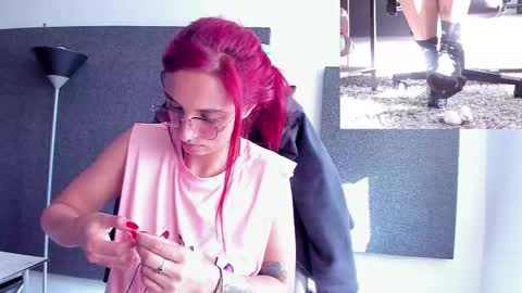 Snapshot of agatacollinsss chatting on 05-14-26, 08:48 Agata Collinss online show from 05-14-26, 08:48