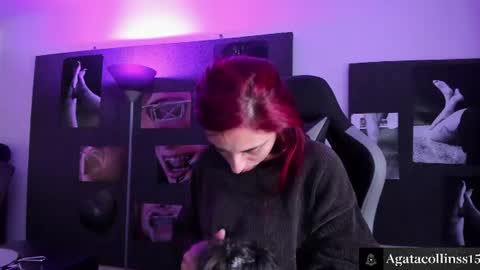 Snapshot of agatacollinsss chatting on 06-12-26, 03:27 Agata Collinss online show from 06-12-26, 03:27