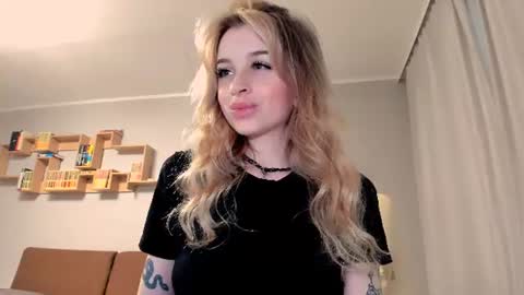 Arina online show from 07-04-26, 04:46