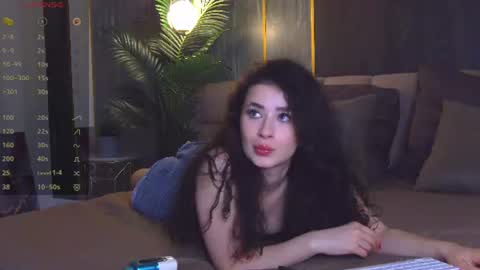 Snapshot of agatamercer chatting on 06-28-26, 04:57 Agata online show from 06-28-26, 04:57
