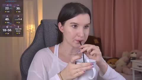 Snapshot of agatawillis chatting on 07-13-26, 06:38 Agata online show from 07-13-26, 06:38