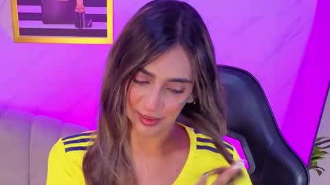 AGATHA online show from 06-17-26, 12:29