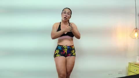 Snapshot of agatha_fit chatting on 03-11-26, 02:01 AGATHA online show from 03-11-26, 02:01
