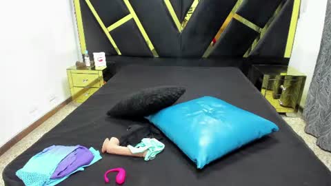 Snapshot of agatha_fit chatting on 07-27-26, 11:17 AGATHA online show from 07-27-26, 11:17