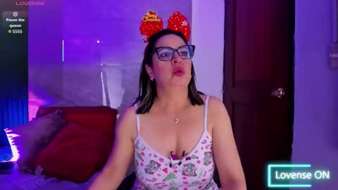 agatha_pleasure online show from 12-18-25, 11:49