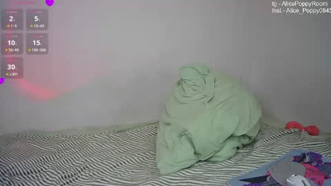 Snapshot of agatha_poppy chatting on 07-24-26, 06:28 Agatha online show from 07-24-26, 06:28