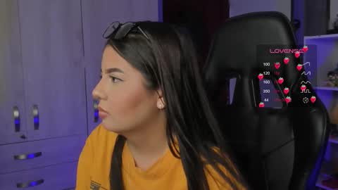 Cat online show from 09-24-25, 05:44