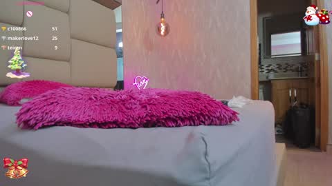 Snapshot of agatha_russh_ chatting on 12-12-24, 06:36 LUNNA online show from 12-12-24, 06:36